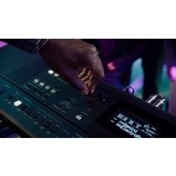 YAMAHA PSR-E483 keyboard